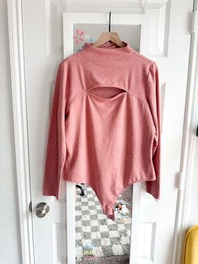 "Express Heathered Dusty Pink Mock Neck Chest Cutout Long Sleeve Bodysuit XL